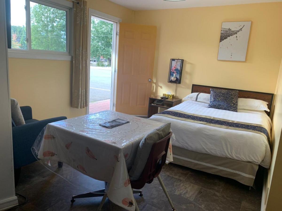Marie'S Motel & Shanghai Restaurant Springdale Екстериор снимка